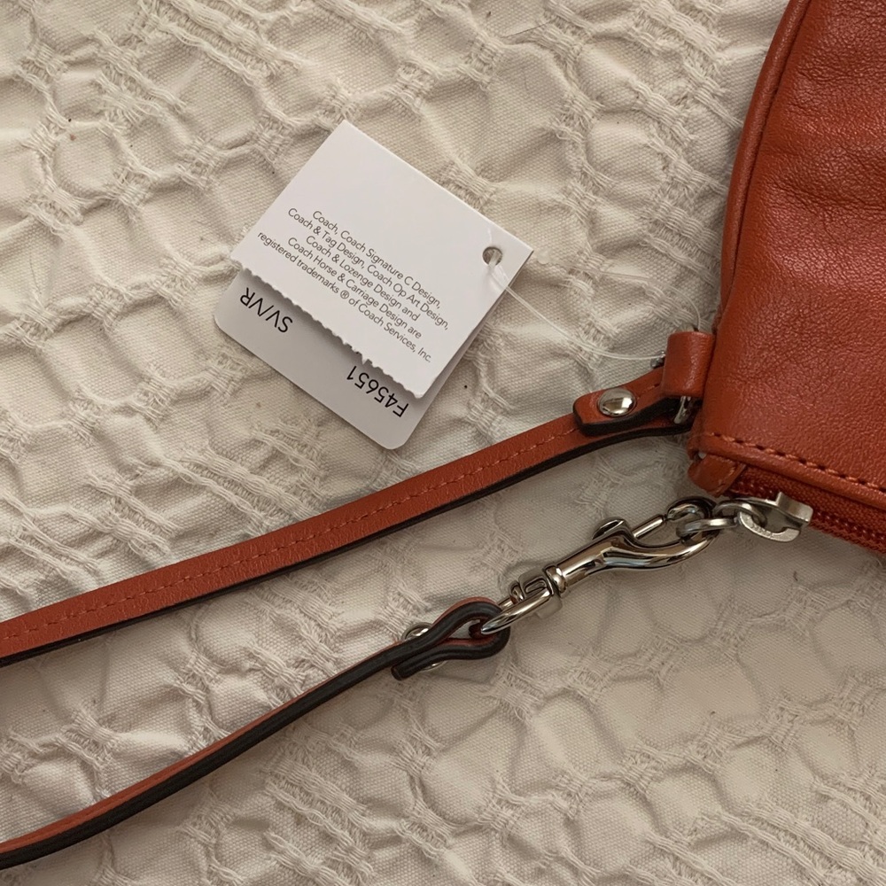 Coach Leather Wristlet - Brand new - Picture 6 of 16